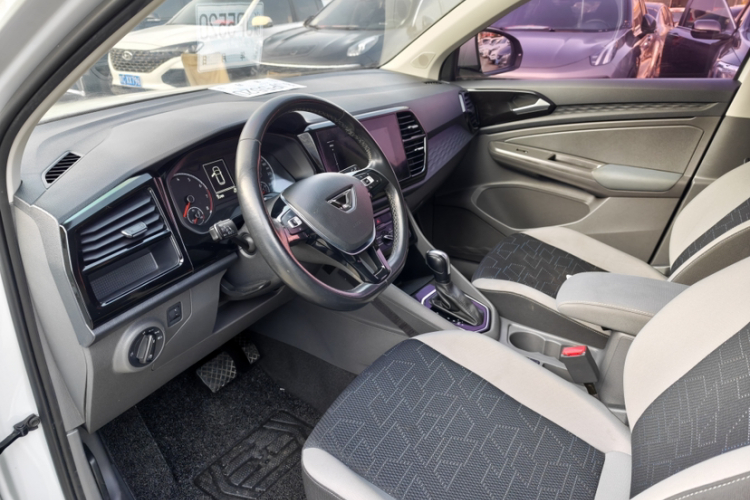 捷达VS7 2020款 1.4T 自动进取型中控内饰7002
