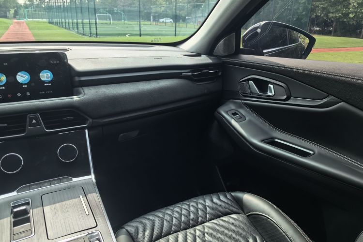 星途凌云 2023款 300T 两驱星耀版中控内饰7012