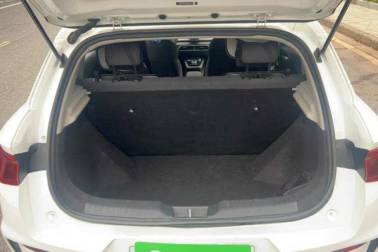 比亚迪e2 2020款 升级版 标准续航版 标准型局部细节23