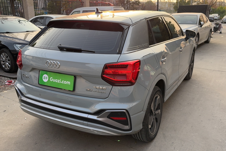 奥迪Q2L e-tron 2022款 Q2L e-tron 纯电智享型车身外观6003