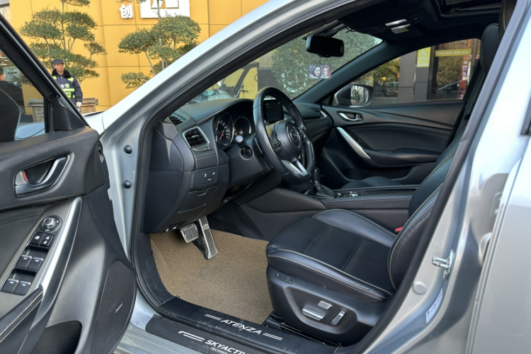 马自达 阿特兹 2018款 2.5L 蓝天尊崇版 国V中控内饰7002