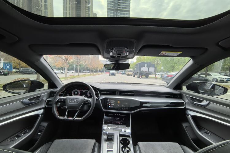 奥迪A6L 2021款 45 TFSI 臻选动感型中控内饰7008