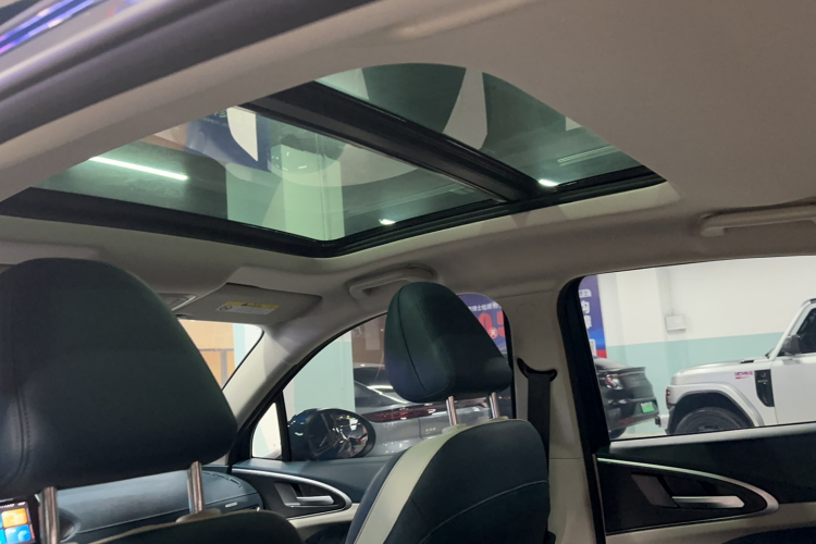 欧拉好猫 2023款 401km标准续航 尊贵型 磷酸铁锂局部细节22