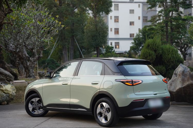 吉利银河 星愿 2025款 UP 410km 探索+版车身外观6003