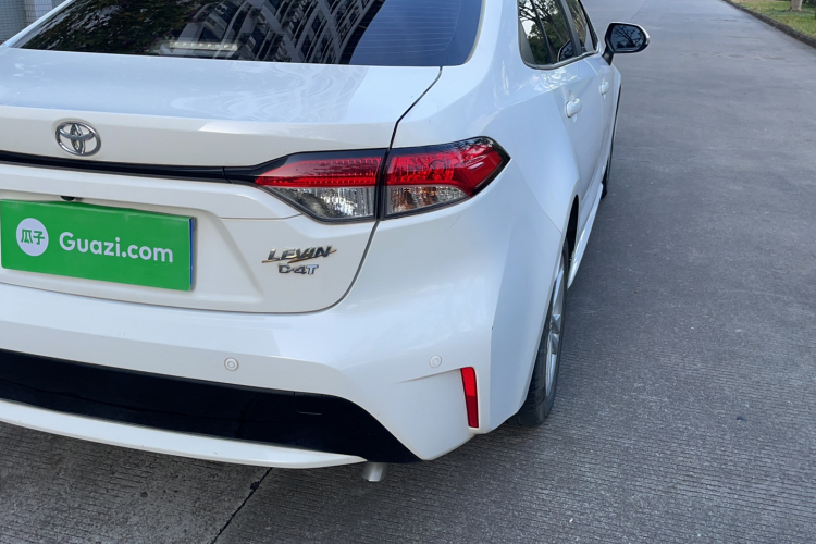 丰田 雷凌 2022款 185T CVT豪华版车身外观6005