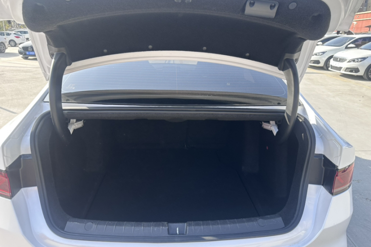 比亚迪 秦PLUS 2024款 荣耀版 EV 510KM领先型局部细节23