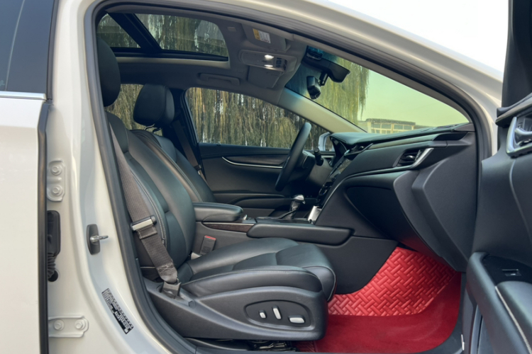 凯迪拉克XTS 2018款 28T 精英型局部细节41