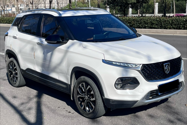 宝骏510 2017款 1.5L 手动豪华型车身外观6007