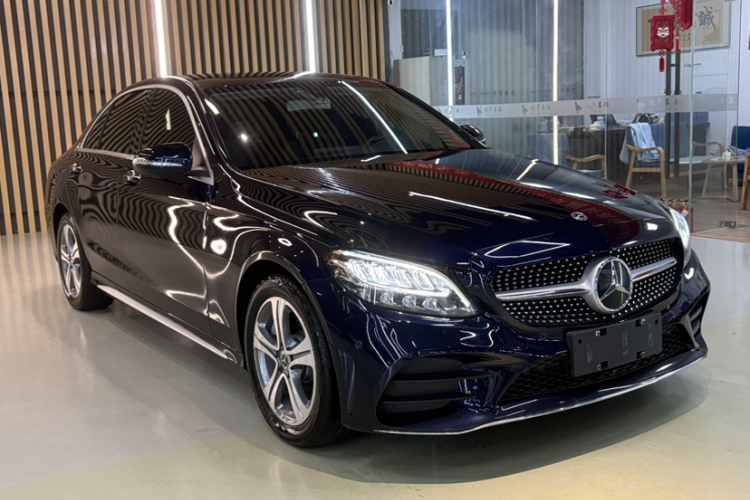 奔驰C级 2020款 C 260 L 运动版车身外观6002