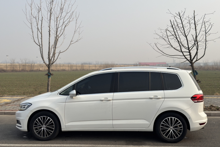 大众 2016款 途安L 280TSI DSG豪华版车身外观6001