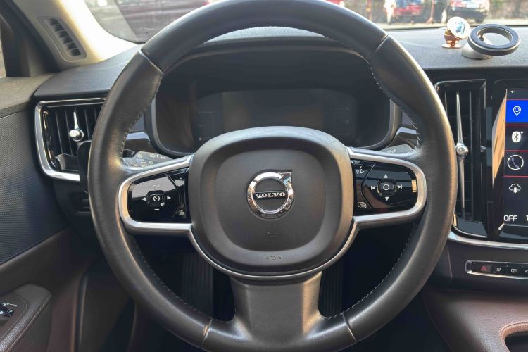 沃尔沃S90 2018款 T4 智远版中控内饰7002