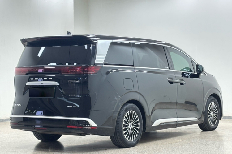 腾势D9 2024款 DM-i 980 四驱尊荣型车身外观6004