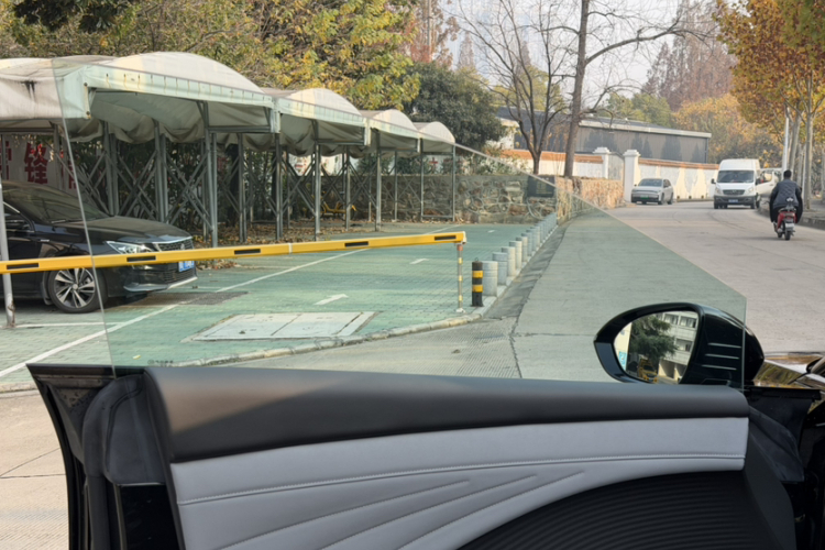 日产N7 2025款 510 Air中控内饰7011