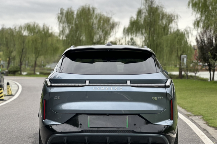 领克08 EM-P 2025款 220km 四驱性能Halo车身外观6002