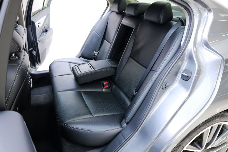 英菲尼迪Q50 2014款 3.7L 豪华运动版中控内饰7009