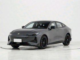 长安UNI-V 2024款 1.5T 尊贵运动型