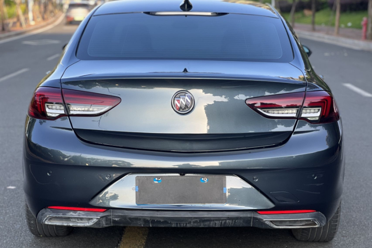 别克 君威 2020款 552T 精英型车身外观6004