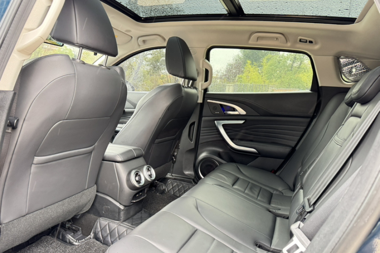 魏牌 VV7新能源 2020款 PHEV 2.0T 旗舰型中控内饰7003