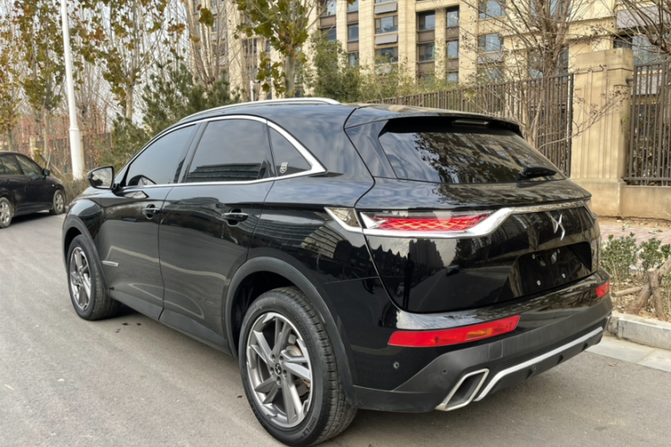 DS 7 2018款 45THP 里沃利先锋版车身外观6006