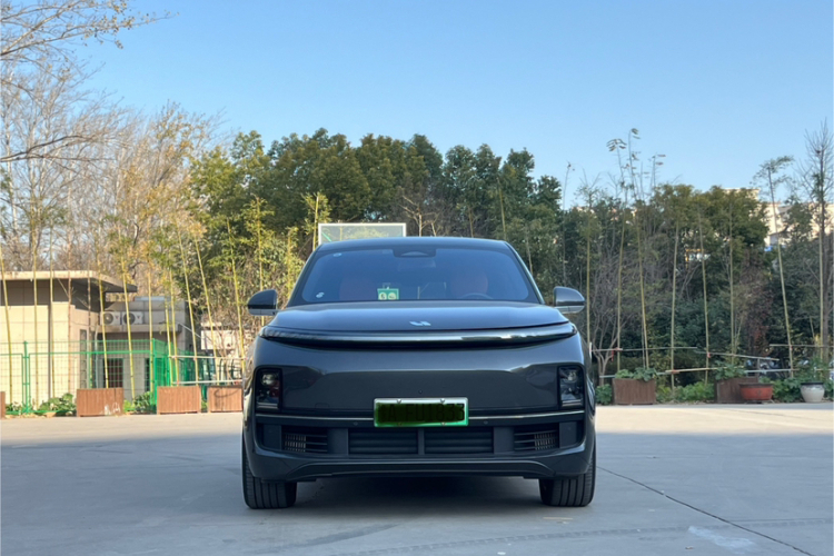 理想汽车 理想L8 2023款 Pro车身外观6001
