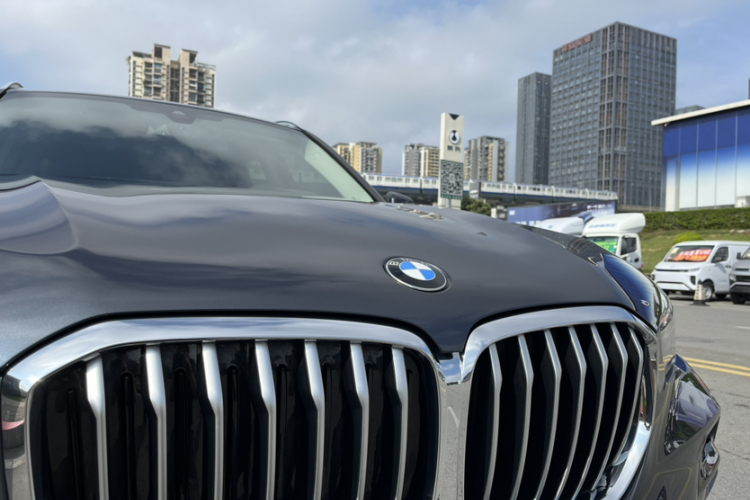 宝马X5(进口) 2022款 xDrive30i M运动套装车身外观6009