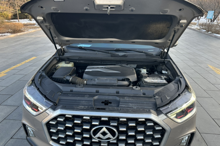 上汽大通MAXUS D90 2017款 2.0T 自动两驱 天王星局部细节24