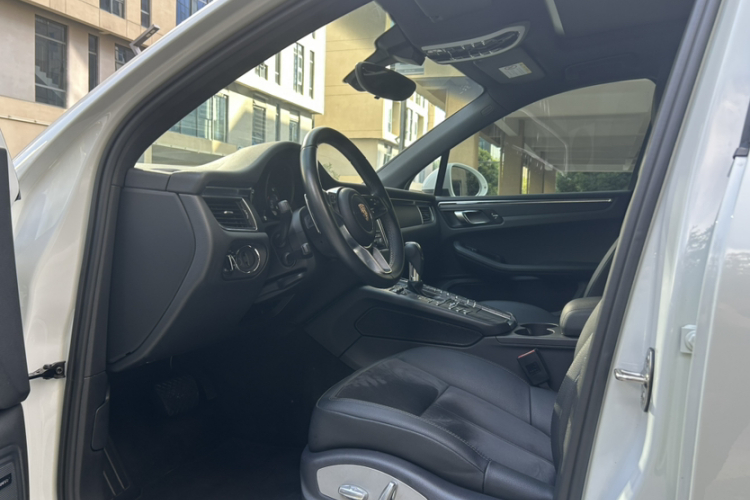 保时捷 2014款 Macan 2.0T中控内饰7003