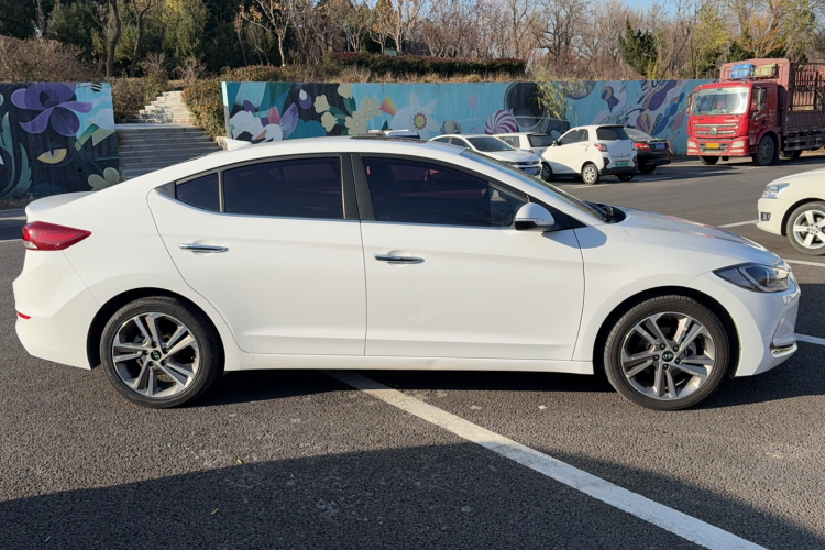 现代 领动 2016款 1.6L 自动智炫·精英型车身外观6003