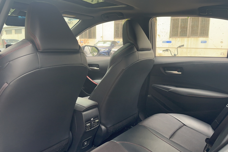 丰田 雷凌 2021款 185T CVT运动版中控内饰7007