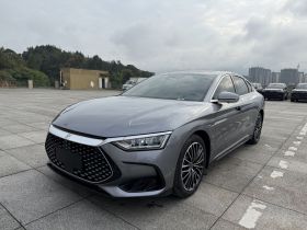 比亚迪 汉 2024款 DM-i 荣耀版 121KM 尊享型