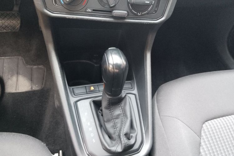 大众 桑塔纳 2021款 1.5L 自动风尚版局部细节9002