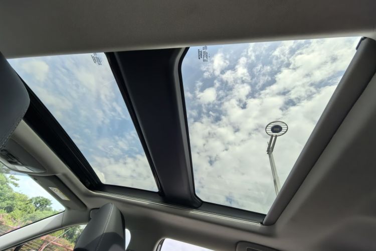 丰田 RAV4荣放 2020款 2.0L CVT四驱尊贵版中控内饰7011