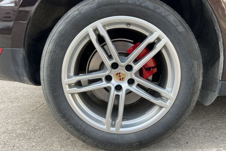 保时捷 2017款  Macan S 3.0T车身外观6005