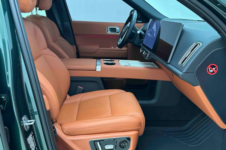 理想汽车 理想L8 2023款 Pro局部细节41