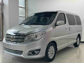 金杯 阁瑞斯 2014款 2.0L豪华型短轴7座1TR