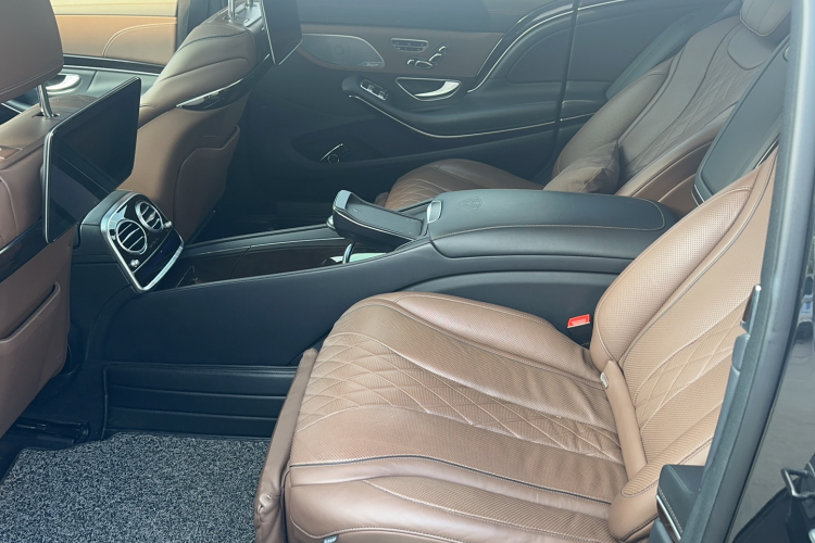 奔驰 迈巴赫S级 2019款 S 560 4MATIC局部细节9001