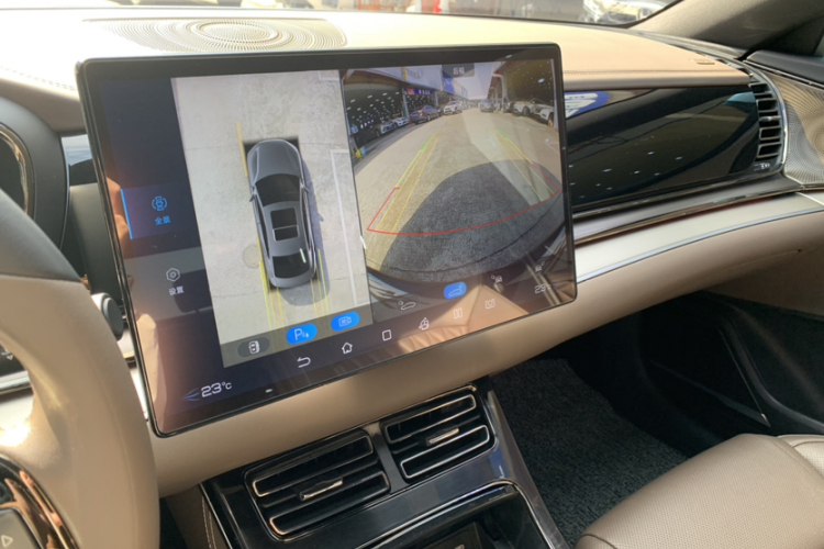 比亚迪 汉 2023款 DM-i 冠军版 121KM 尊贵型中控内饰7003