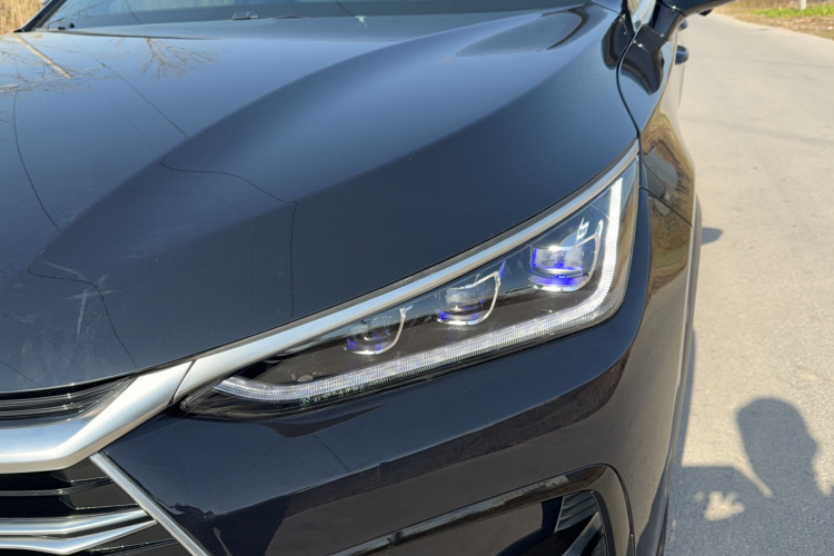 比亚迪 唐新能源 2021款 DM-i 112KM 尊贵型局部细节36