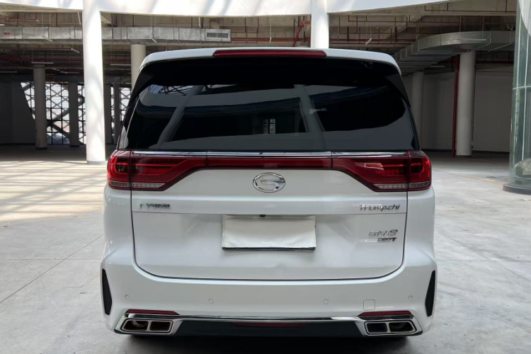 广汽传祺 传祺M8 2020款 领航款 390T 尊享版车身外观6004