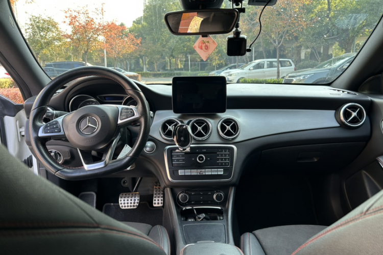 奔驰CLA 2016款 改款 CLA 220 4MATIC局部细节22