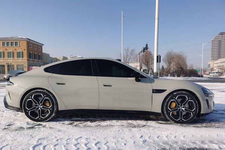 小米汽车 小米SU7 2024款 四驱Max创始版车身外观6006