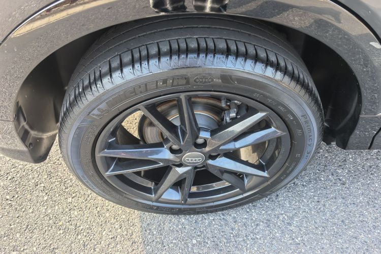 奥迪Q2L 2020款 35 TFSI 进取动感型车身外观6011