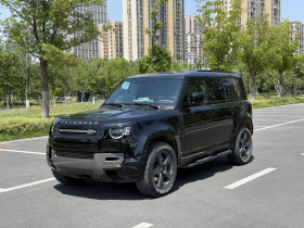 路虎卫士 2025款 110 3.0T P400 X-Dynamic HSE