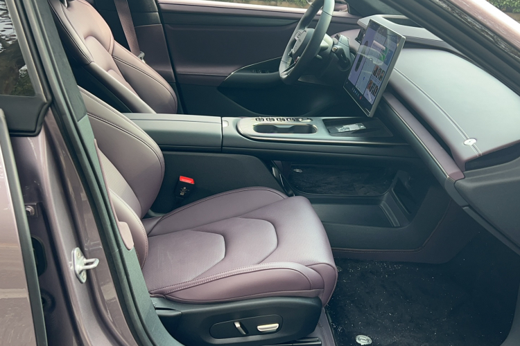 小米汽车 小米SU7 2024款 四驱超长续航高阶智驾Max版中控内饰7006