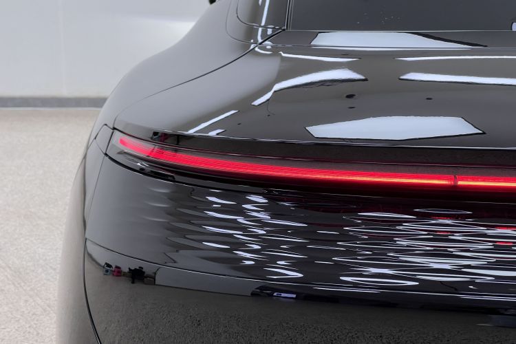 极氪007 2024款 四驱版 75kWh车身外观6008