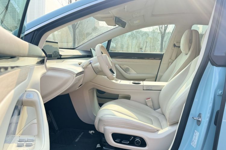 鸿蒙智行 智界R7 2025款 增程 251km Max中控内饰7001