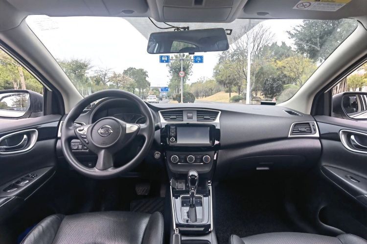 日产 轩逸 2016款 1.6XL  CVT尊享版中控内饰7004