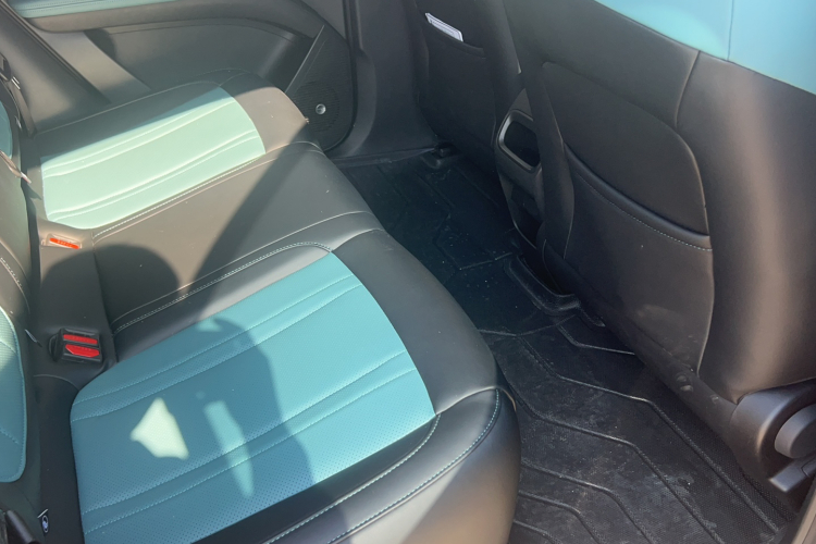 吉利银河 星愿 2025款 310km 青春版中控内饰7003