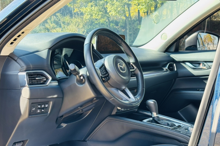 马自达CX-5 2022款 2.5L 自动四驱尊耀型中控内饰7003