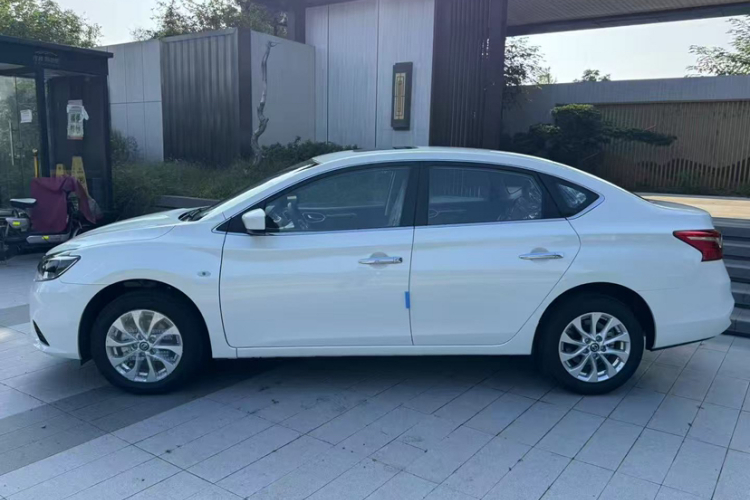 日产 轩逸 2024款 经典 1.6XE CVT舒适版车身外观6001